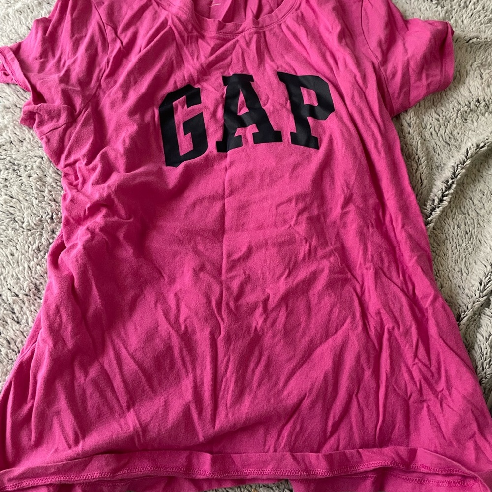 GAP Pink T-Shirt